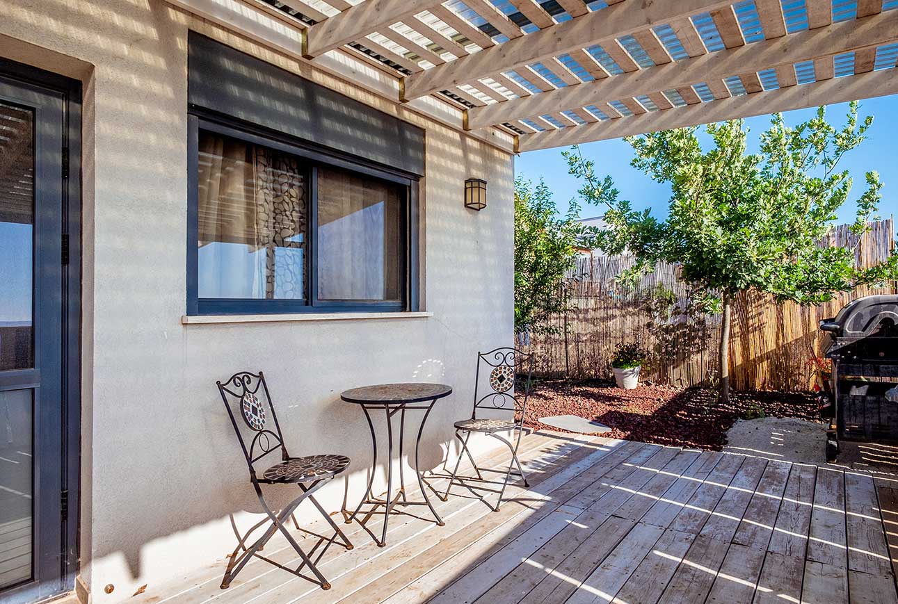 מרפסת פרטית